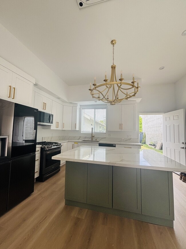 property at 1724 260th St