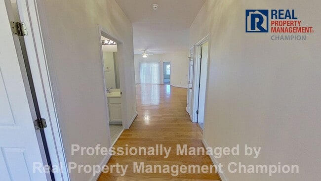 1668 Honeybee Ln in Wilmington, NC - Building Photo - Building Photo