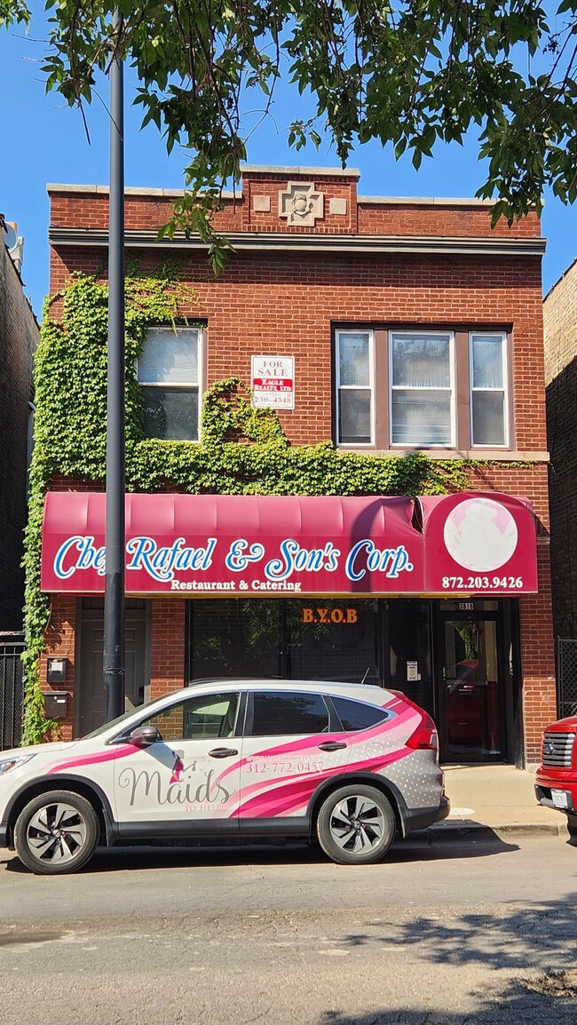 property at 3816 W Montrose Ave