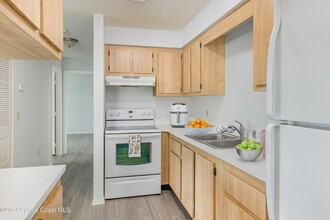 1350 Westover St-Unit -102 in Melbourne, FL - Building Photo - Building Photo