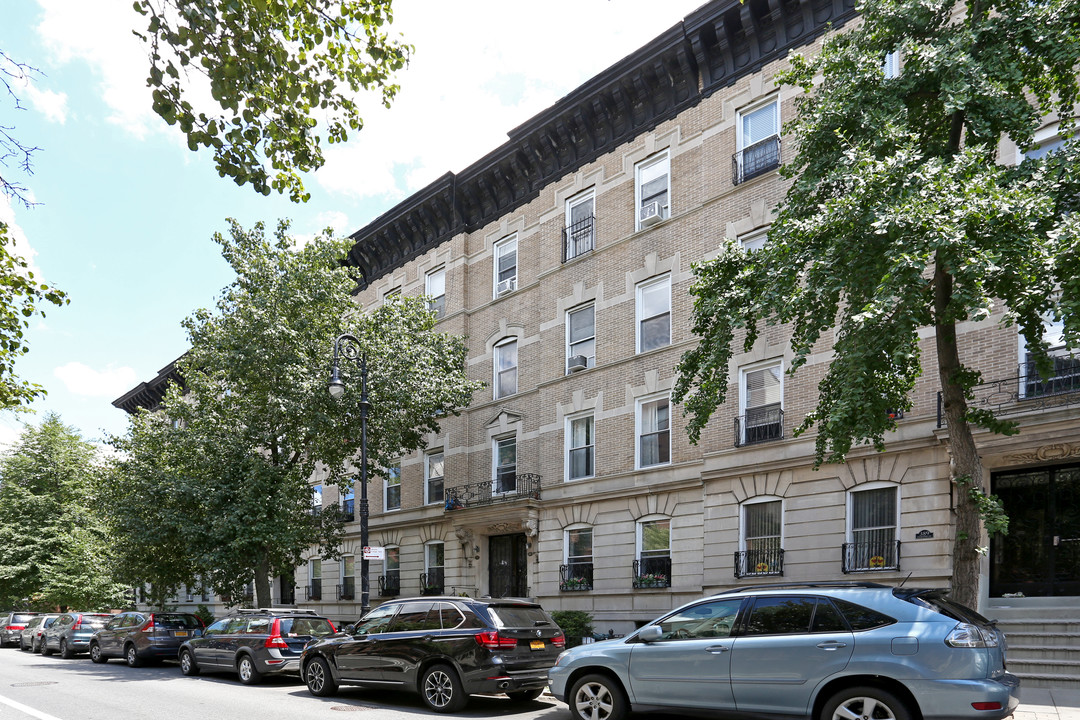 387 Clinton St in Brooklyn, NY - Foto de edificio