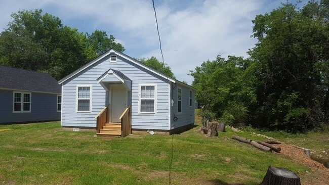 310 W Seneca St in Tahlequah, OK - Building Photo - Building Photo