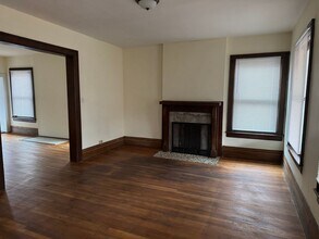 1766-1768-1768 Oak St in Columbus, OH - Building Photo - Building Photo