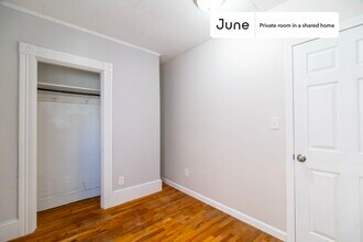 Private bedroom in 3 bed/1 bath Home in Boston, MA - Building Photo - Building Photo
