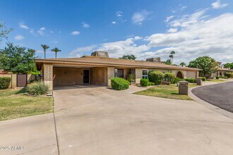 1012 E Wagon Wheel Dr in Phoenix, AZ - Building Photo - Building Photo