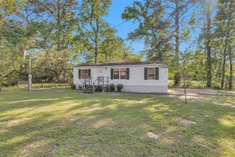 13890 Old Texaco Camp Rd in Conroe, TX - Building Photo - Building Photo