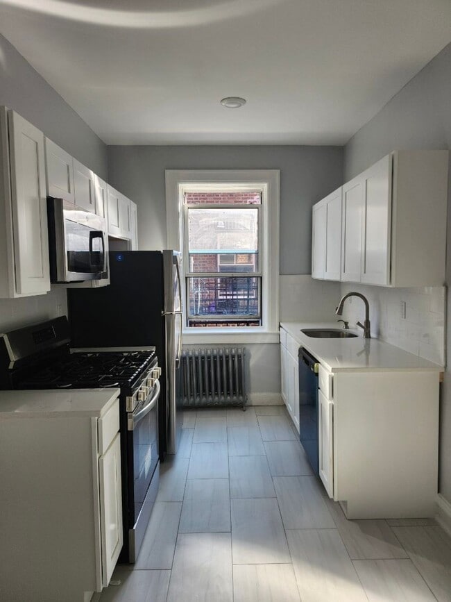 Hudson Crest - Cliffside Park