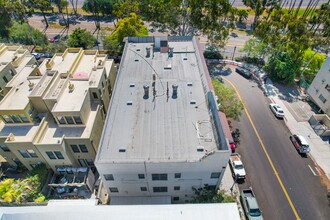 El Roberto Apartments in San Diego, CA - Building Photo - Building Photo