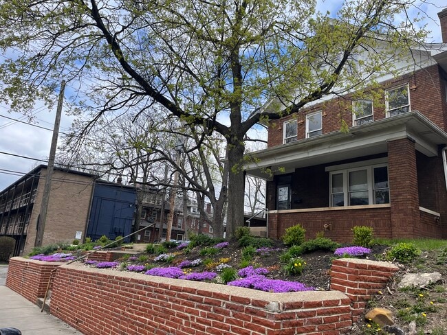 property at 24 E Northwood Ave