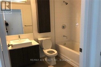68-2868 Shuter St in Toronto, ON - Building Photo - Building Photo