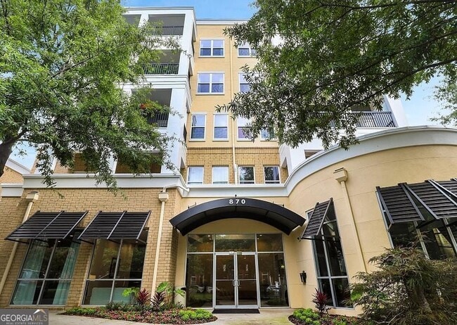 property at 870 Inman Vlg Pkwy NE