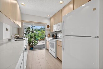 502 Silverleaf Oak Ct in Palm Beach Gardens, FL - Building Photo - Building Photo