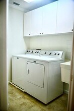 4230 Arborwood Ln in Tampa, FL - Building Photo - Building Photo