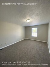 2921 Blairdon Cir in Lexington, KY - Building Photo - Building Photo