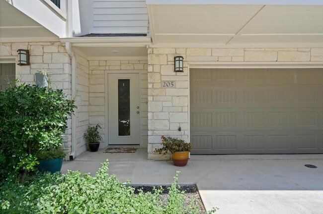 205 Birch Oak Ln in Georgetown, TX - Building Photo - Building Photo