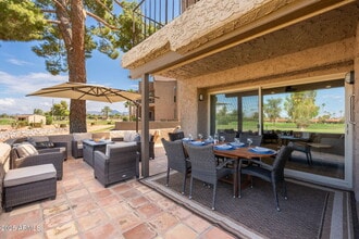 7424 N Vía Camello Del Norte in Scottsdale, AZ - Building Photo - Building Photo