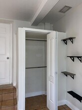 31 NE 56th St in Fort Lauderdale, FL - Foto de edificio - Building Photo