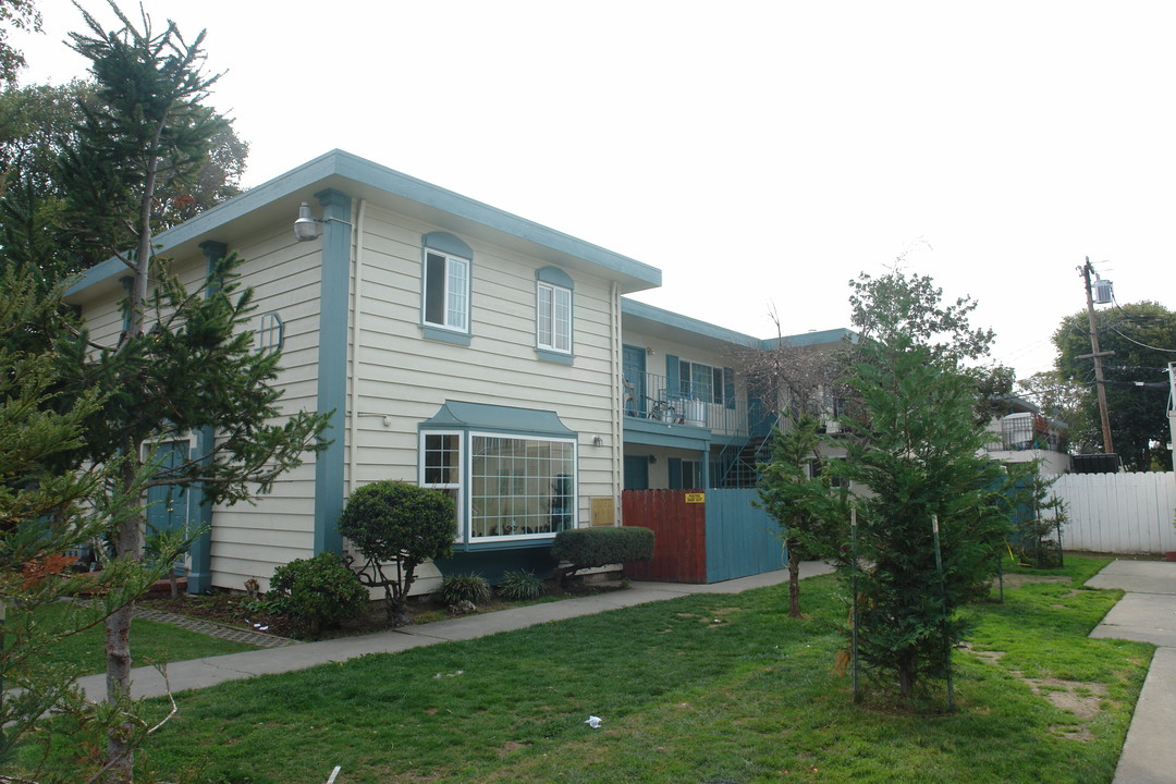 3676 Waterbury Ct in San Jose, CA - Foto de edificio