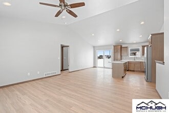 1719 Sovereign Way in Neenah, WI - Building Photo - Building Photo