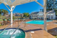 Carmel Landing - Carmel Landing Apartamentos in San Diego, California