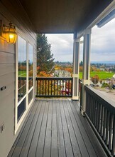 20595 Noble Ln in West Linn, OR - Building Photo - Building Photo