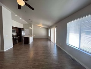 759 Wirsching Ave W in Twin Falls, ID - Building Photo - Building Photo