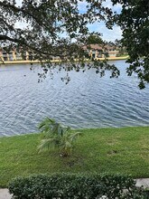 615 NW 210th St in Miami, FL - Building Photo - Building Photo