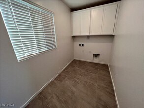 758 Spirit Lake St in Las Vegas, NV - Building Photo - Building Photo