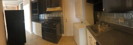 45 N Belvedere Blvd, Unit 102 in Memphis, TN - Building Photo - Building Photo