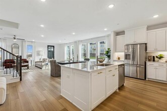 9555 Speaker Dr in Frisco, TX - Building Photo - Building Photo