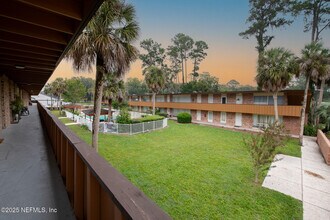 1217 Park Ave in Orange Park, FL - Building Photo - Building Photo