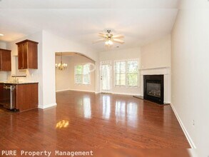 5905 Oakbrook Lake Ct in Norcross, GA - Building Photo - Building Photo