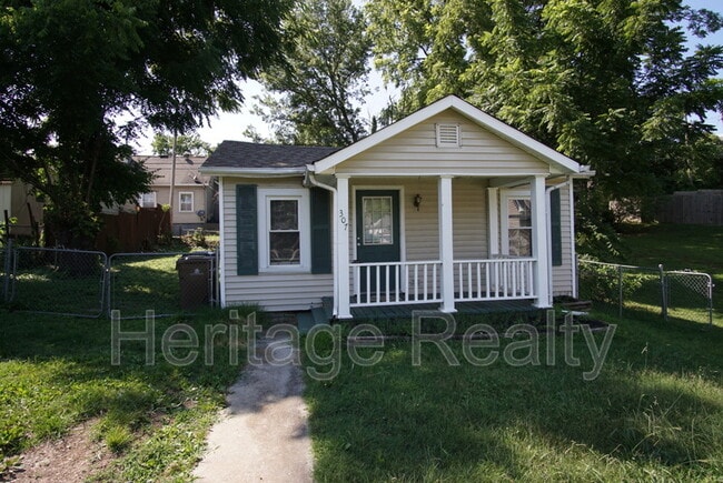 property at 307 E Oldham Ave