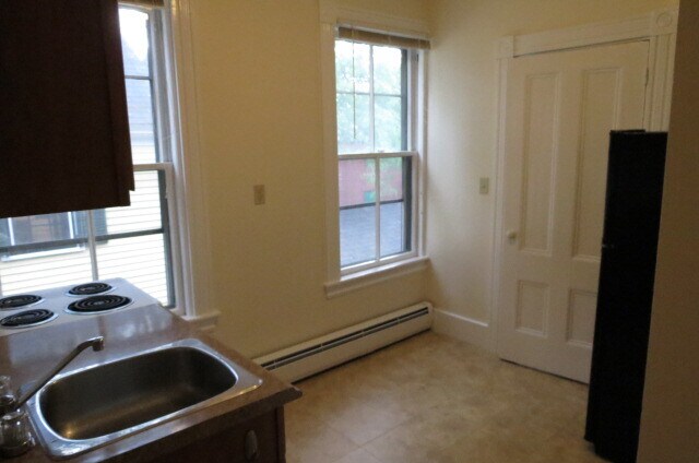 24 Water St, Unit 3 in Exeter, NH - Building Photo - Building Photo