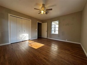400 E Liberty St in Pilot Point, TX - Building Photo - Building Photo