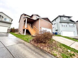 1926 83rd Dr NE in Lake Stevens, WA - Building Photo