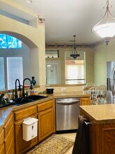 6902 Winthorp Dr in Arlington, TX - Building Photo - Building Photo