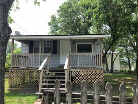 602 Bienville Ave in Pascagoula, MS - Building Photo