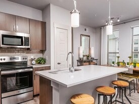 The Kelley at Samuels Ave in Fort Worth, TX - Building Photo