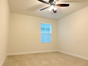7643 Central Parke Blvd in Milford, DE - Building Photo - Building Photo