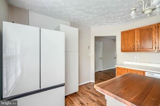 43 Oak Crest Ct in Bel Air, MD - Building Photo - Building Photo