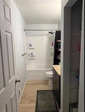 128 Vineyard Dr in Rossford, OH - Building Photo - Building Photo