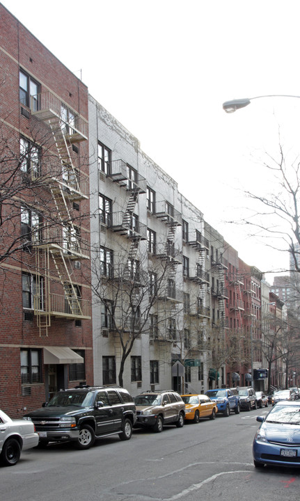 207-213 E 89th St in New York, NY - Foto de edificio