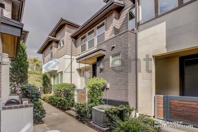 2448 Aperture Cir
