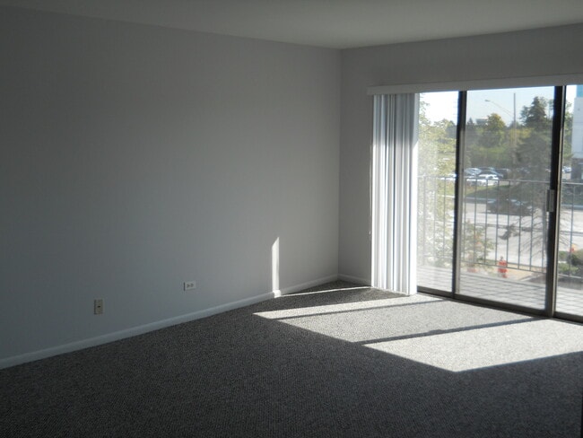 104 Steeple Dr in Buffalo Grove, IL - Building Photo - Building Photo