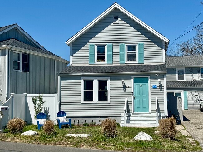 property at 918 Fairfield Beach Rd