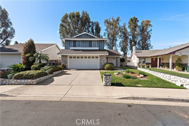 property at 27222 Eastridge Dr