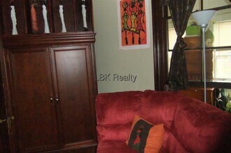 39 Wesley St in Newton, MA - Building Photo - Building Photo