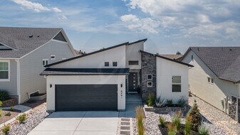 6461 Vistancia Ave. in Colorado Springs, CO - Building Photo