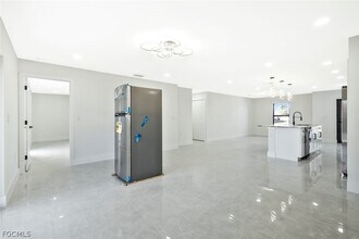 3411 27th St SW in Lehigh Acres, FL - Building Photo - Building Photo